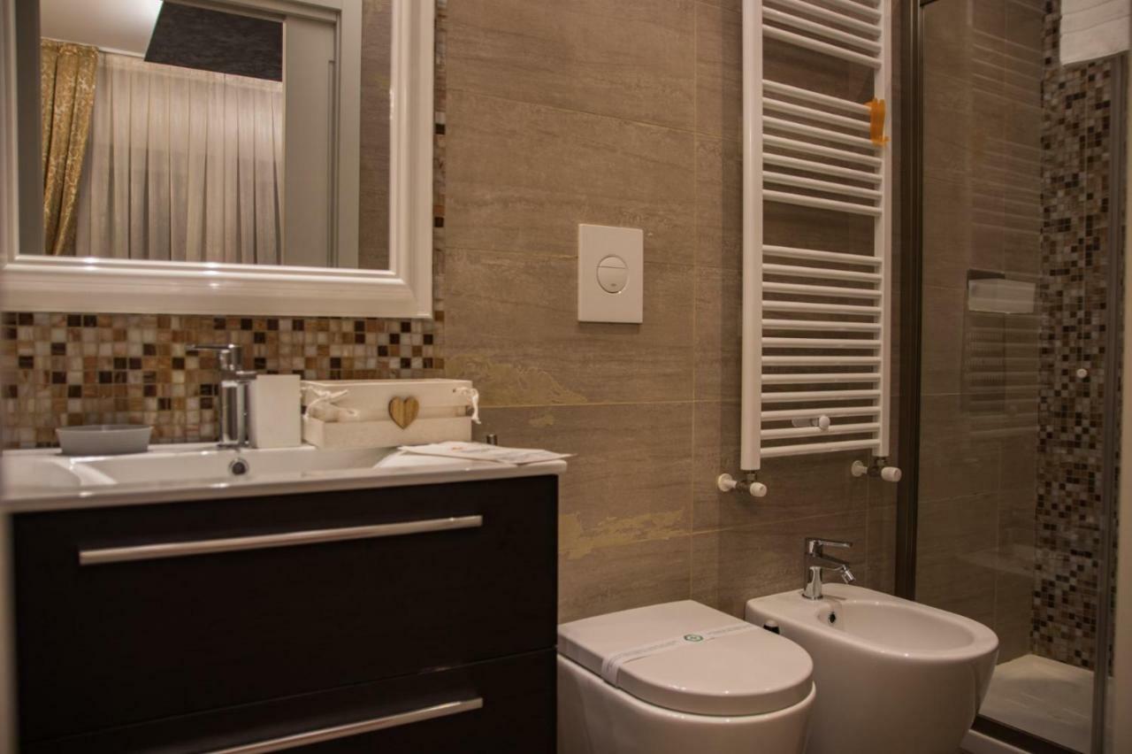 Double A Guest House Mestre Exterior foto